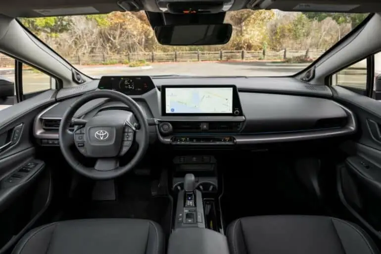 Toyota Prius Comes With Exciting New Features Nye Toyota