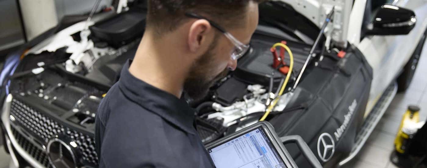 Mercedes-Benz service technician
