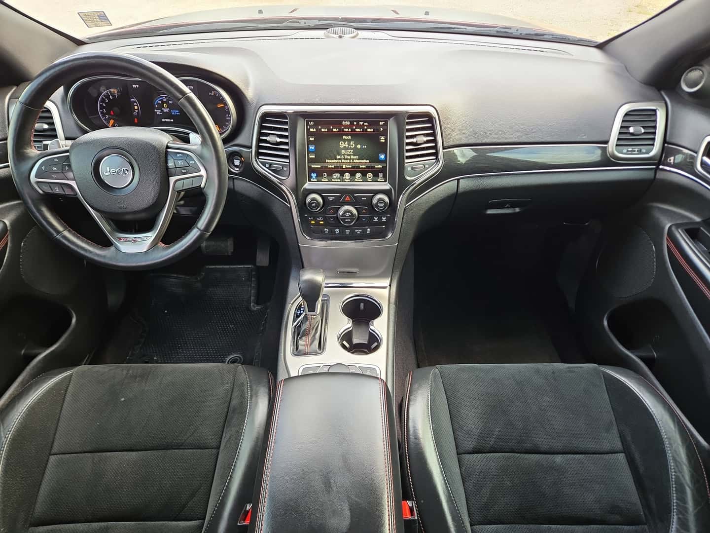 Pre-Owned 2017 Jeep Grand Cherokee Trailhawk available at Arriba Motors in Porter TX with off-road features, serving Kingwood, Humble, and Conroe