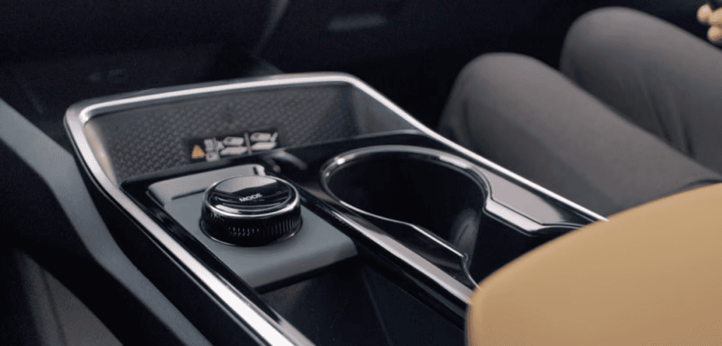 2026 Chevrolet Equinox Center Console