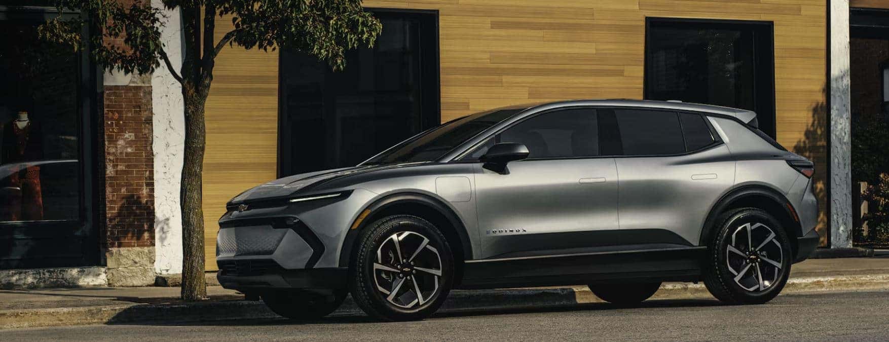 2026 Chevrolet Equinox EV vs 2026 Hyundai IONIQ 5 near Bolingbrook, IL