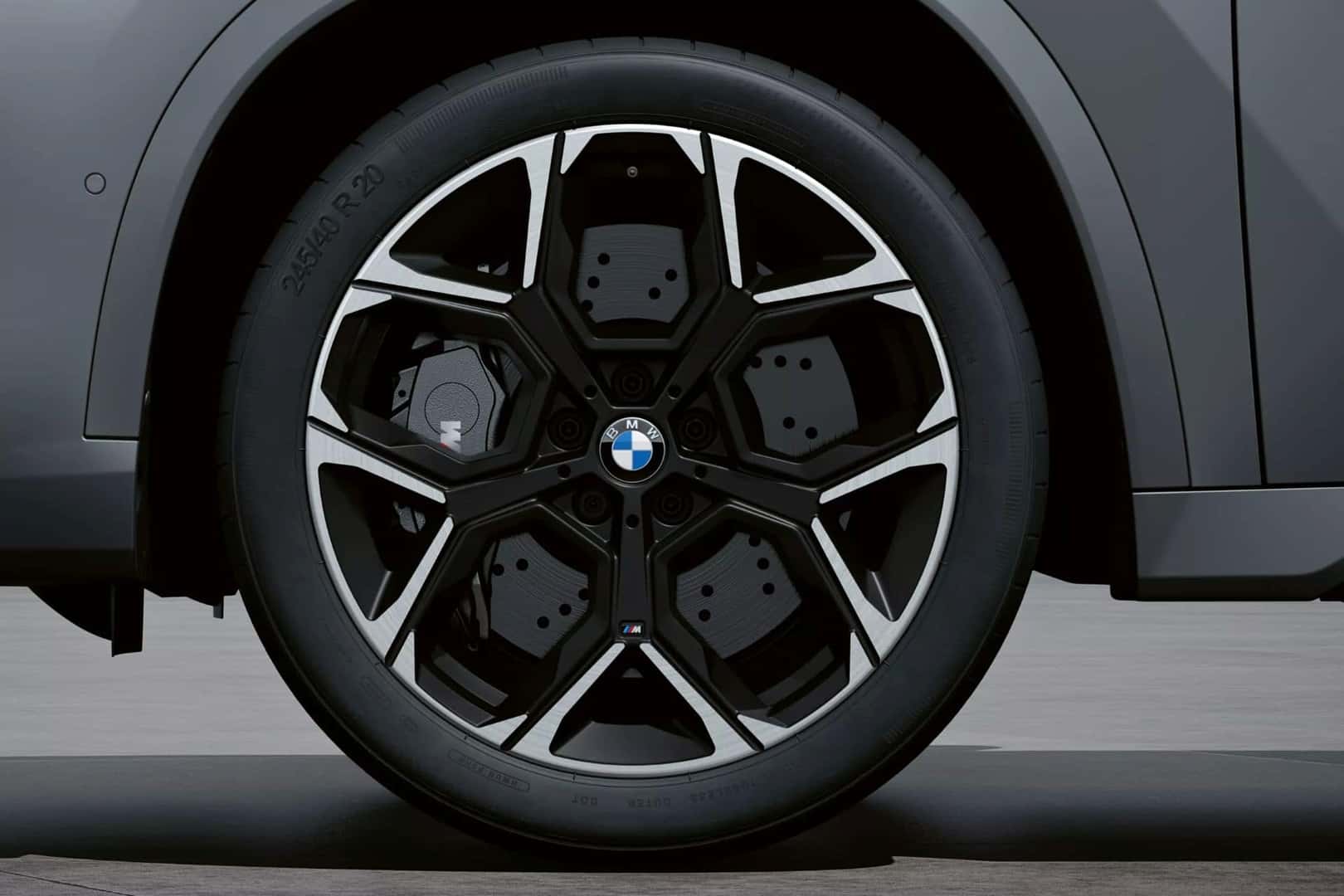BMW X1 Exterior Utility