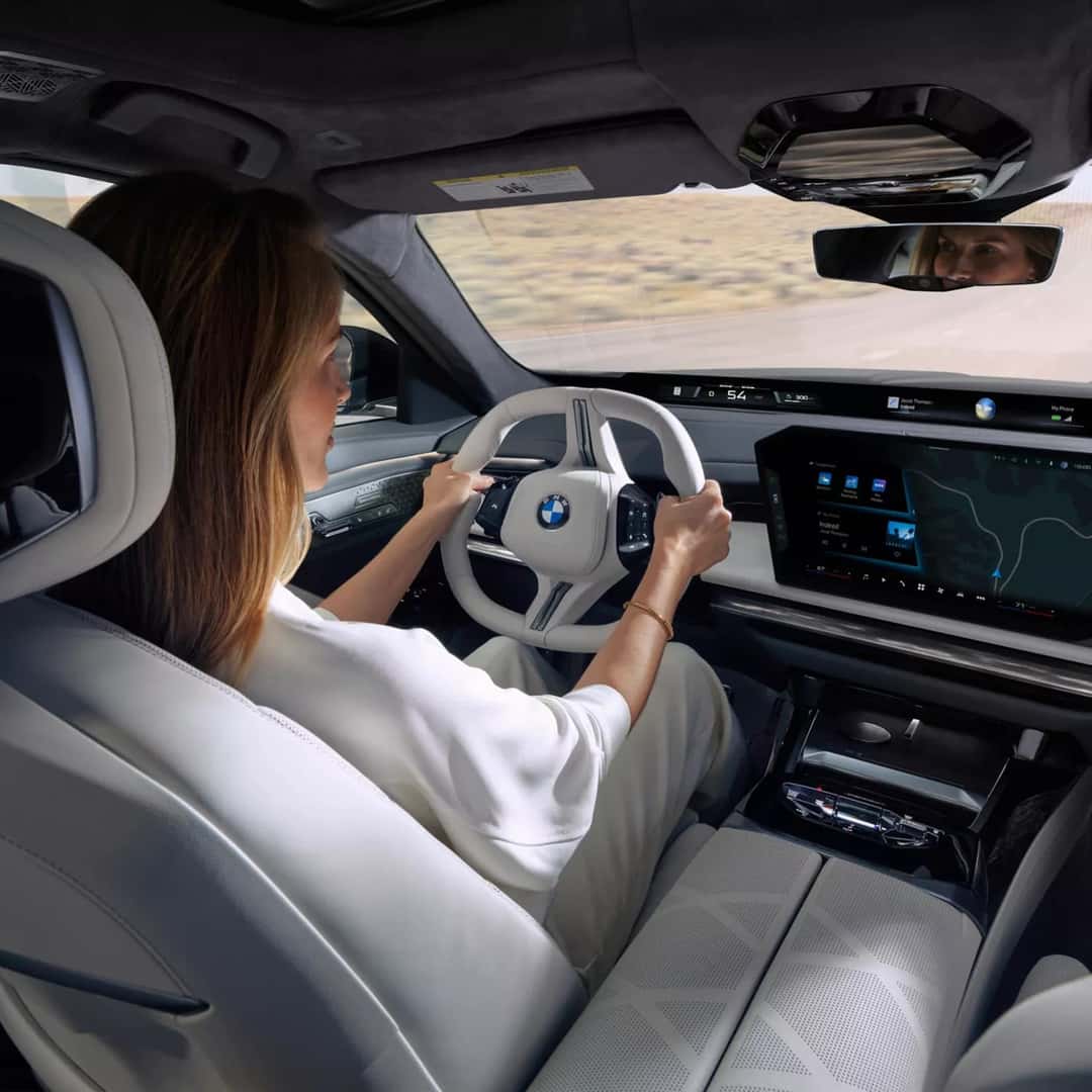 2027 BMW 7 Series interior comfort and cargo