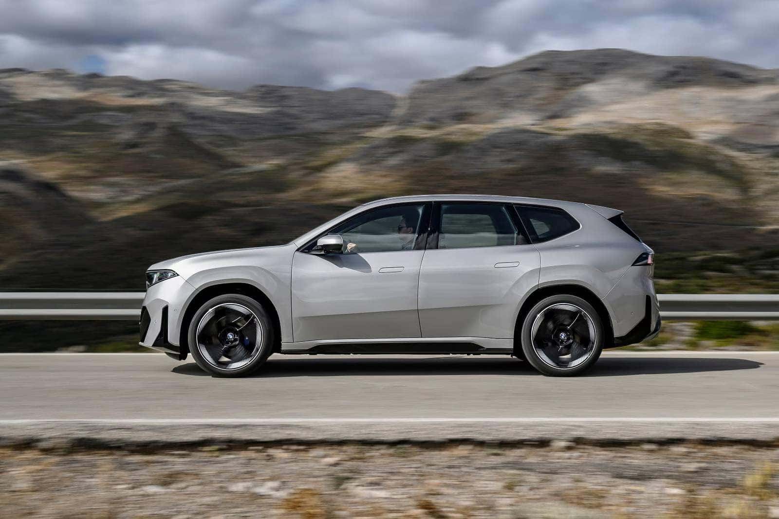 2027 BMW i3 model configuration and dual-motor system