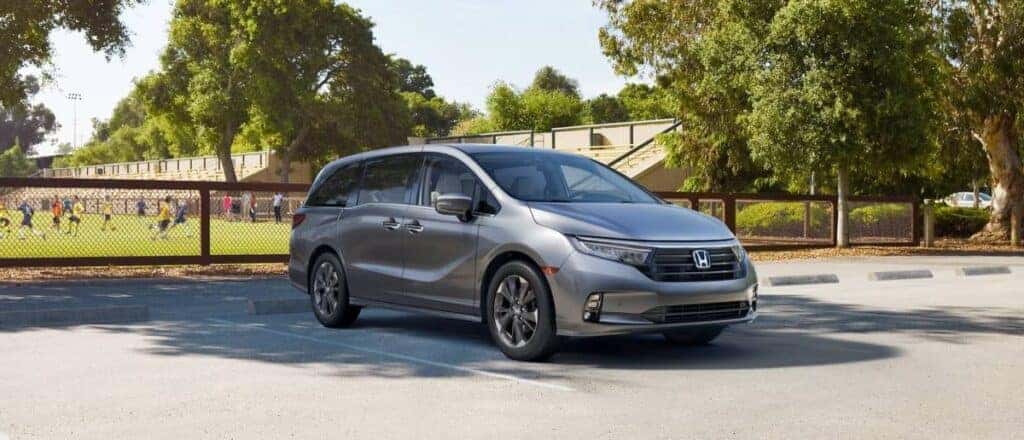 Used-Minivans-For-Sale-Cleveland-OH