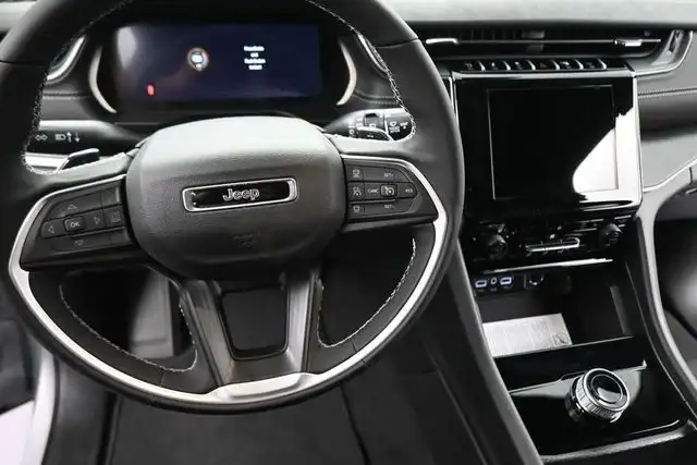 2026 Jeep Grand Cherokee L Dash
