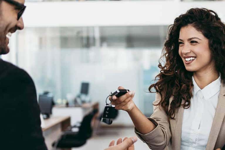 4 Leasing Questions to Ask Your Land Rover Car Dealership Philadelphia