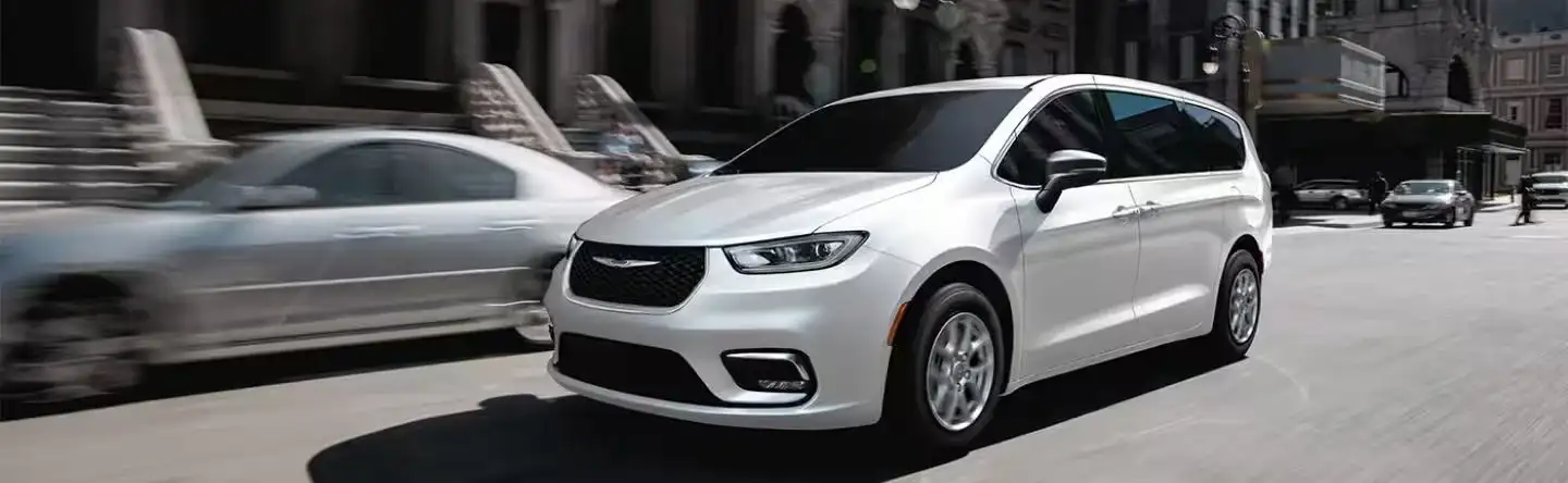 2026 chrysler pacifica hero