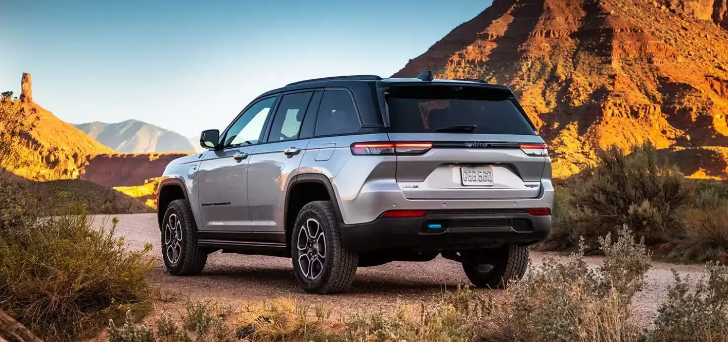 2026 jeep grand cherokee L exterior