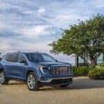 Downpour Metallic GMC Acadia 2025