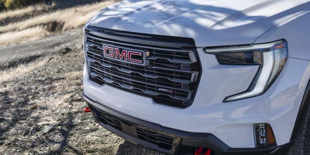 Summit White GMC Acadia AT4 2025