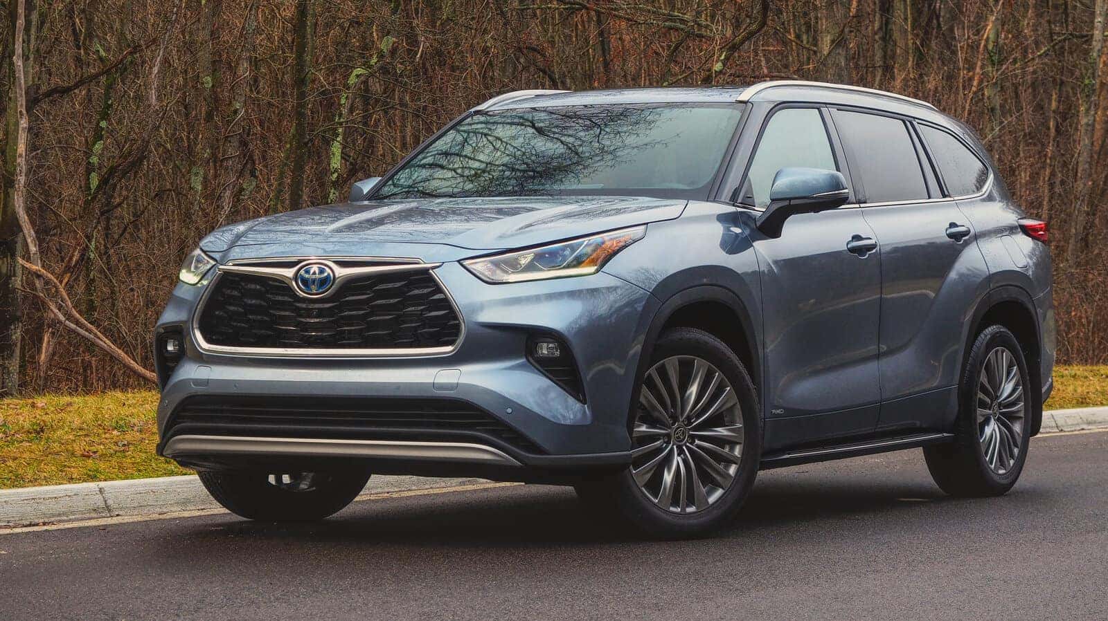 Customers Are Ready To Snatch Up The 2023 Toyota Highlander Hybrid 