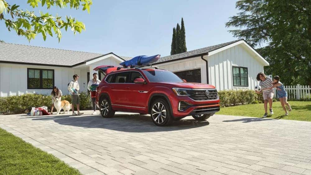 Aurora Red Metallic Volkswagen Atlas 2025