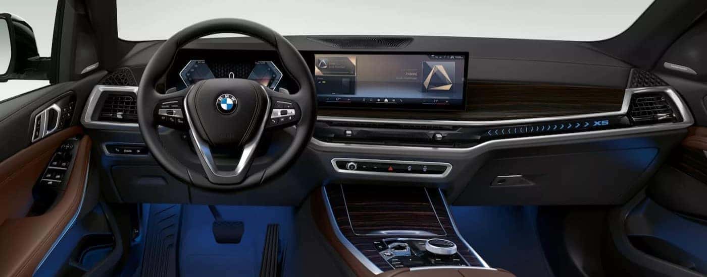 The black dash in a 2026 BMW X5.