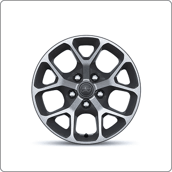 17-Inch Machined Wheels with Black Pockets