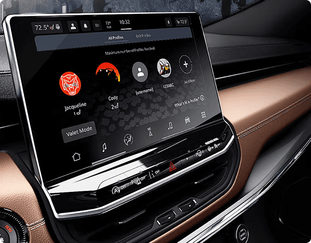 10.1-INCH TOUCHSCREEN