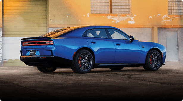 EXTERIOR - STREET CRED
