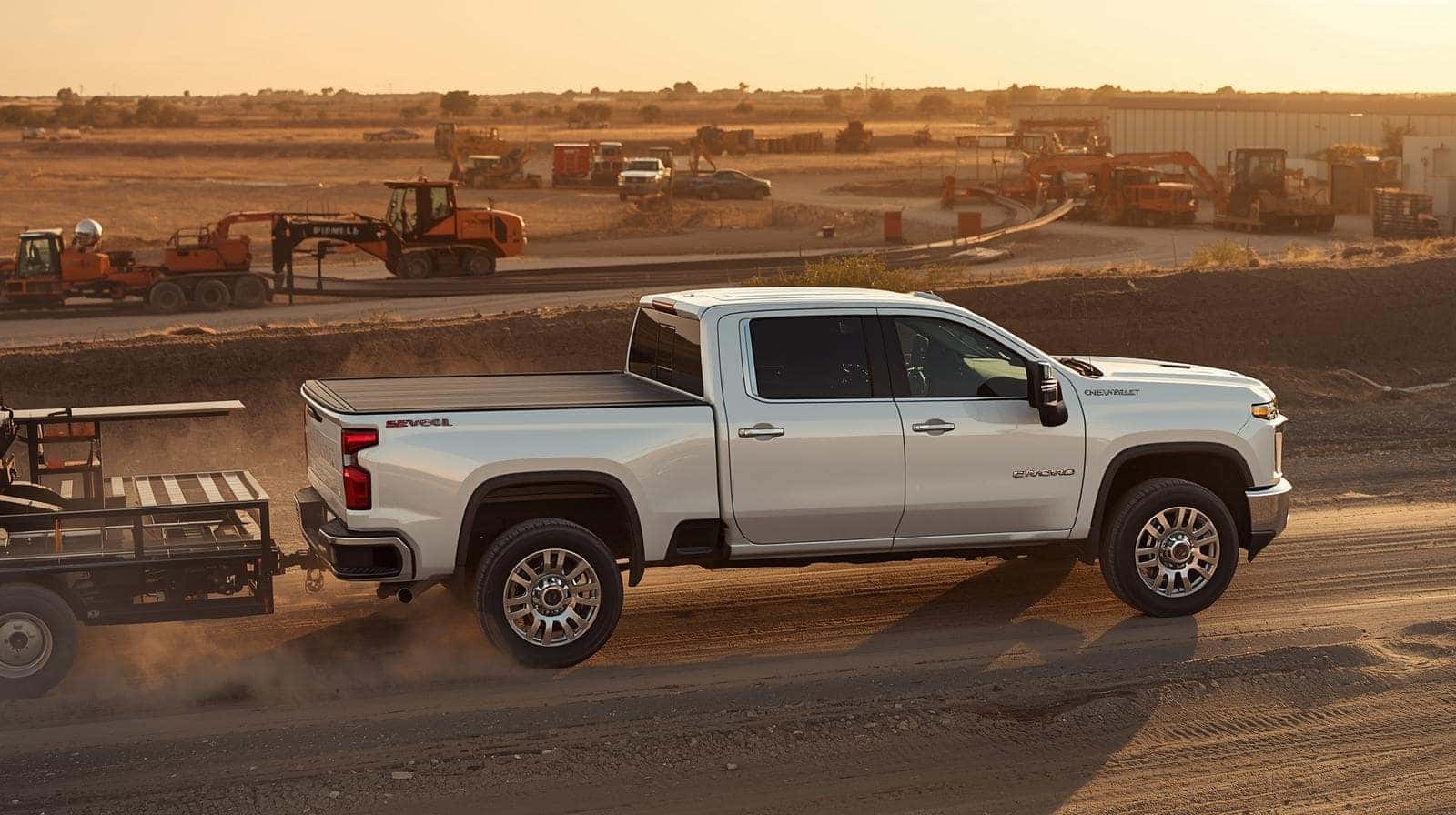 2500 HD Crew Cab with long bed at a construction site