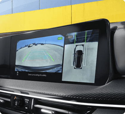 Intelligent Around View® Monitor*