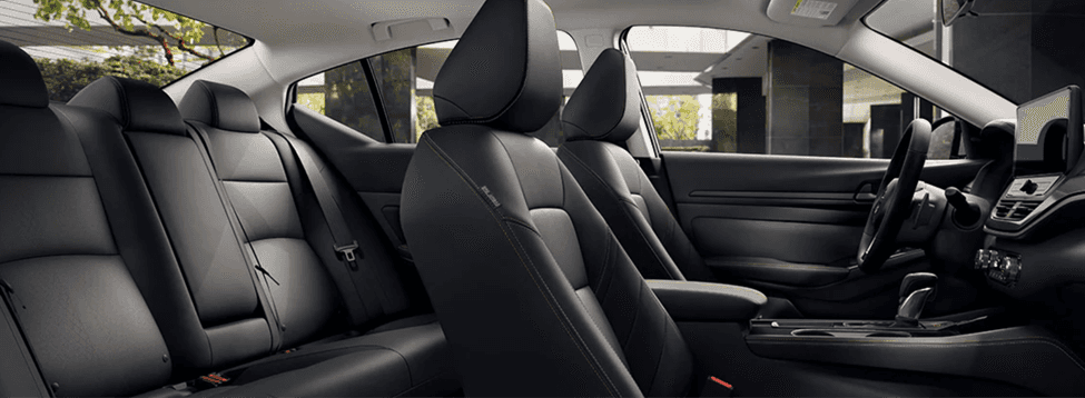 Stay-Connected-on-Every-Drive
