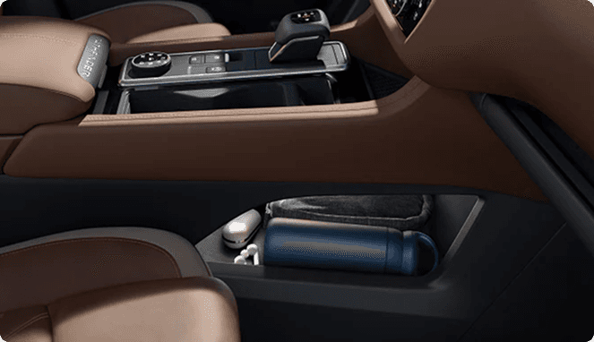 Nissan Pathfinder pass-through center console