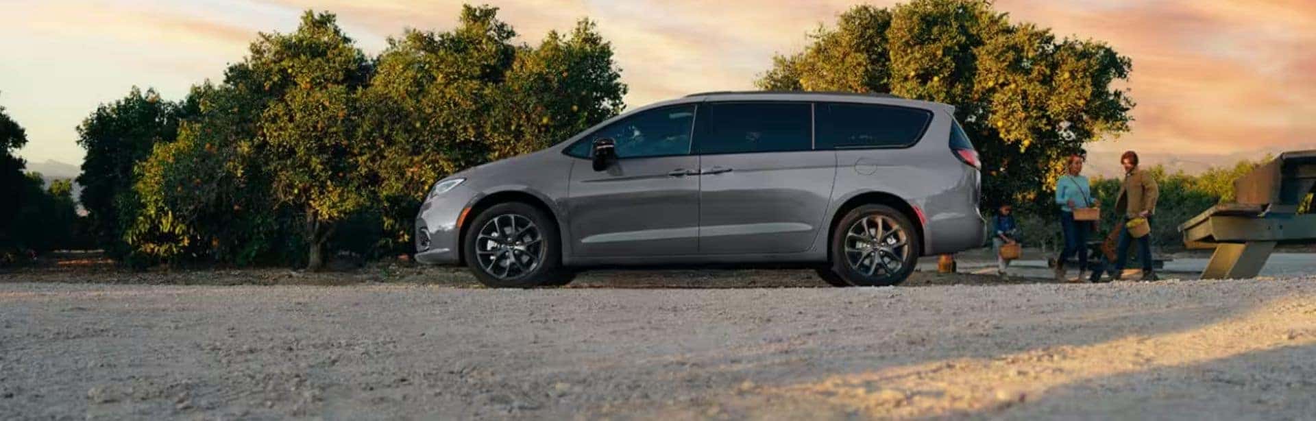 See the 2024 Chrysler Pacifica in Conway AR Features Review