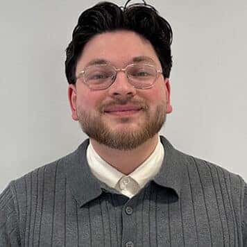 Justyn Olivarez