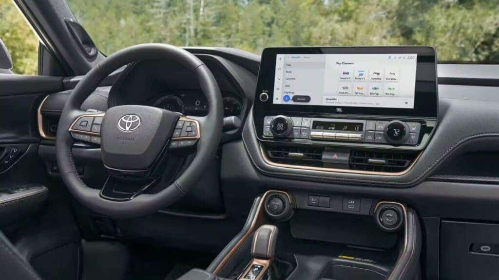 2024 Toyota Grand Highlander Interior